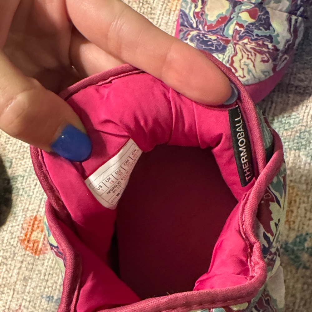 The North Face Kids Slippers - Pink and Multicolor - Picture 2 of 5